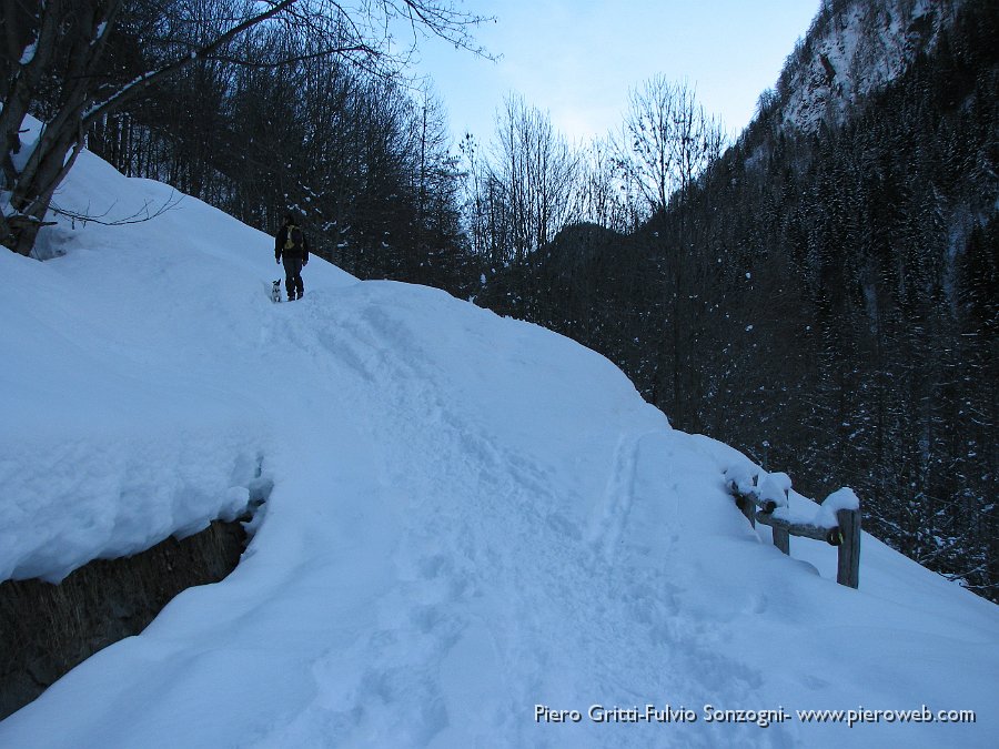 04  La strada è questa.jpg